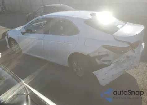 2022 Toyota Camry Le из США, поврежденный, VIN 4T1C11AK7NU663853